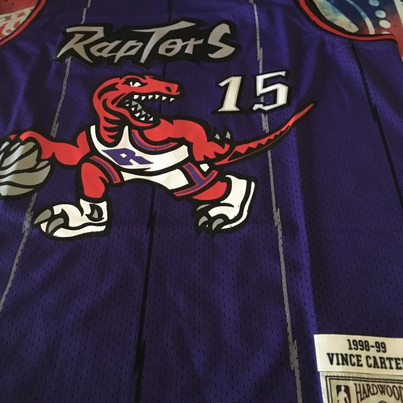 Toronto Raptors Vince Carter Jersey - Picture 2 of 5